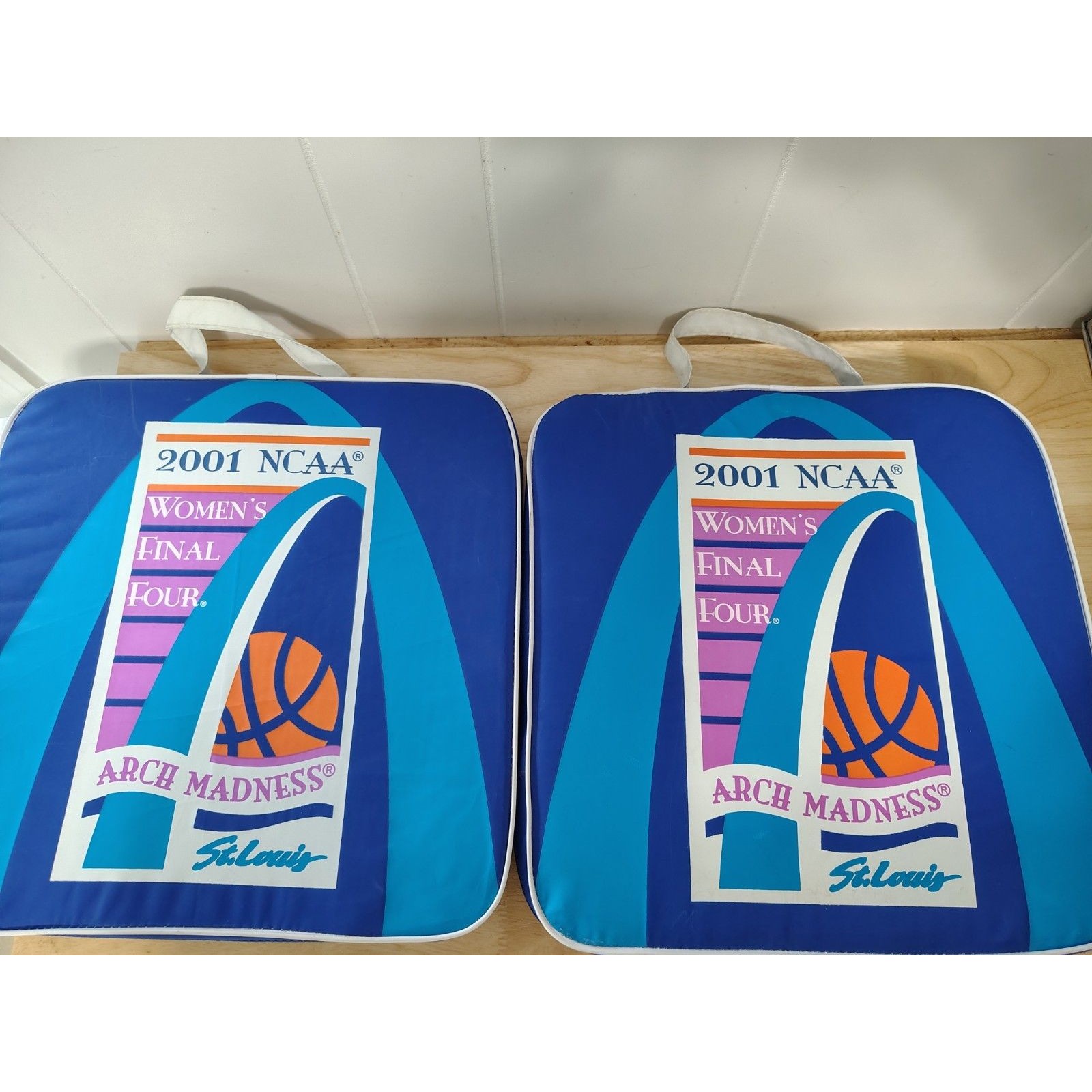 (2) Vtg 2001 Ncaa Final Four Seat Cushion St. Louis Women's March Madness